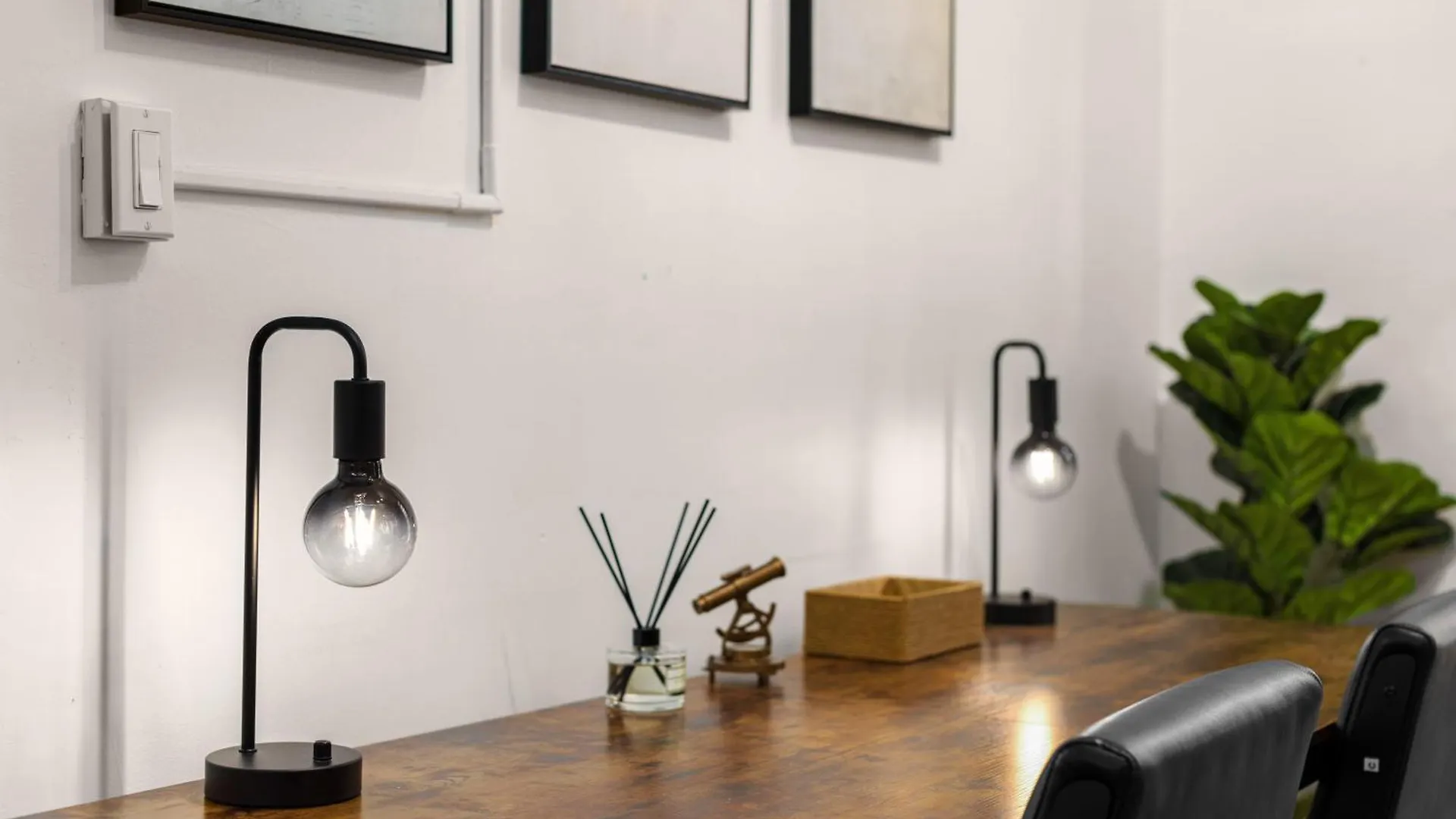 아파트 Manhattan Loft Bliss, Bright & Rustic Charm 뉴욕