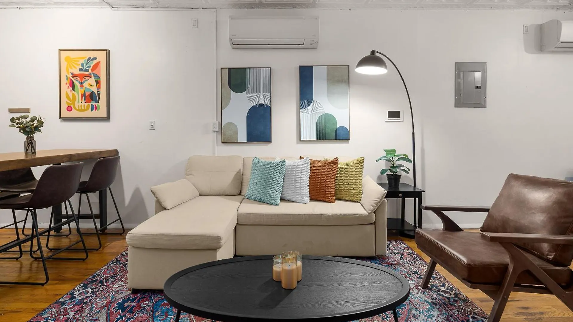 Manhattan Loft Bliss, Bright & Rustic Charm 뉴욕 미국